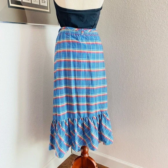 Plaid Ruffle Hem Skirt - Blue and Red - Picture 9 of 12
